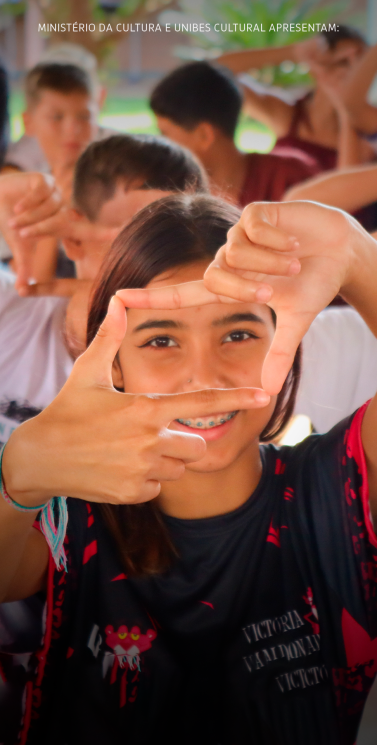 BANNER-VERTICAL—CONEXÕES-DO-OLHAR-V2 BANNER-VERTICAL---CONEXÕES-DO-OLHAR-V2