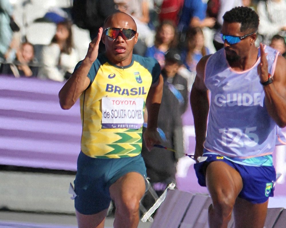 FELIPE_DE_SOUZA_GOMES_1 FELIPE_DE_SOUZA_GOMES_1